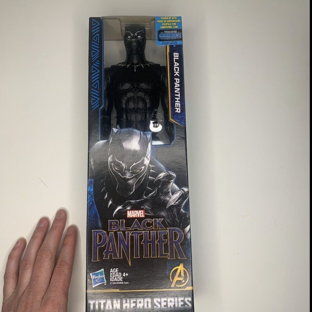 Marvel Black Panther Titan Hero Series 12-inch Black Panther